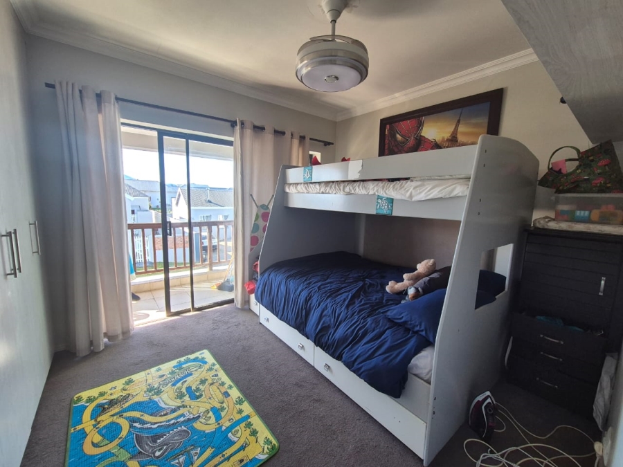 3 Bedroom Property for Sale in Kraaibosch Western Cape